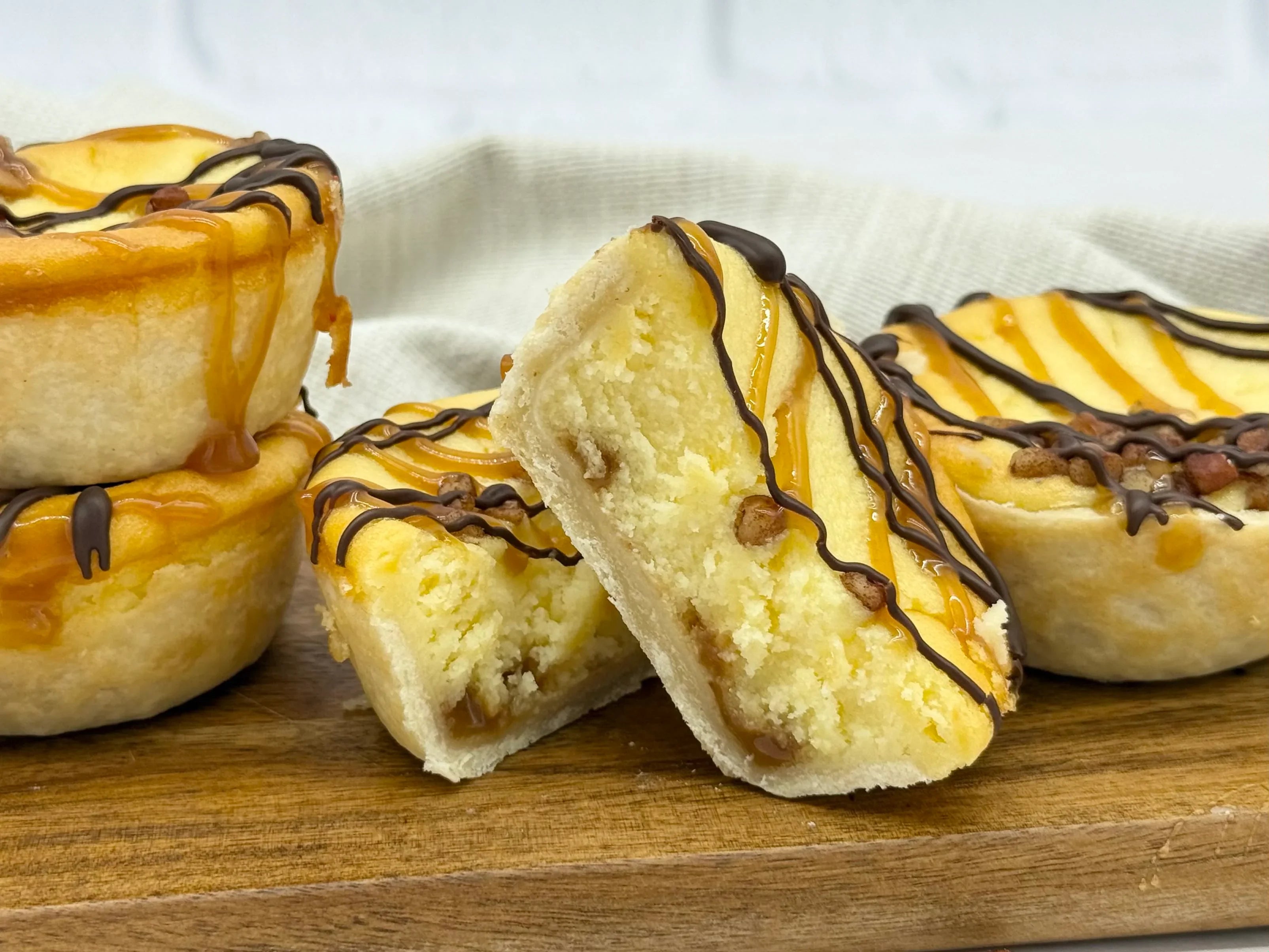 Turtle Cheese Tart (4-pack)