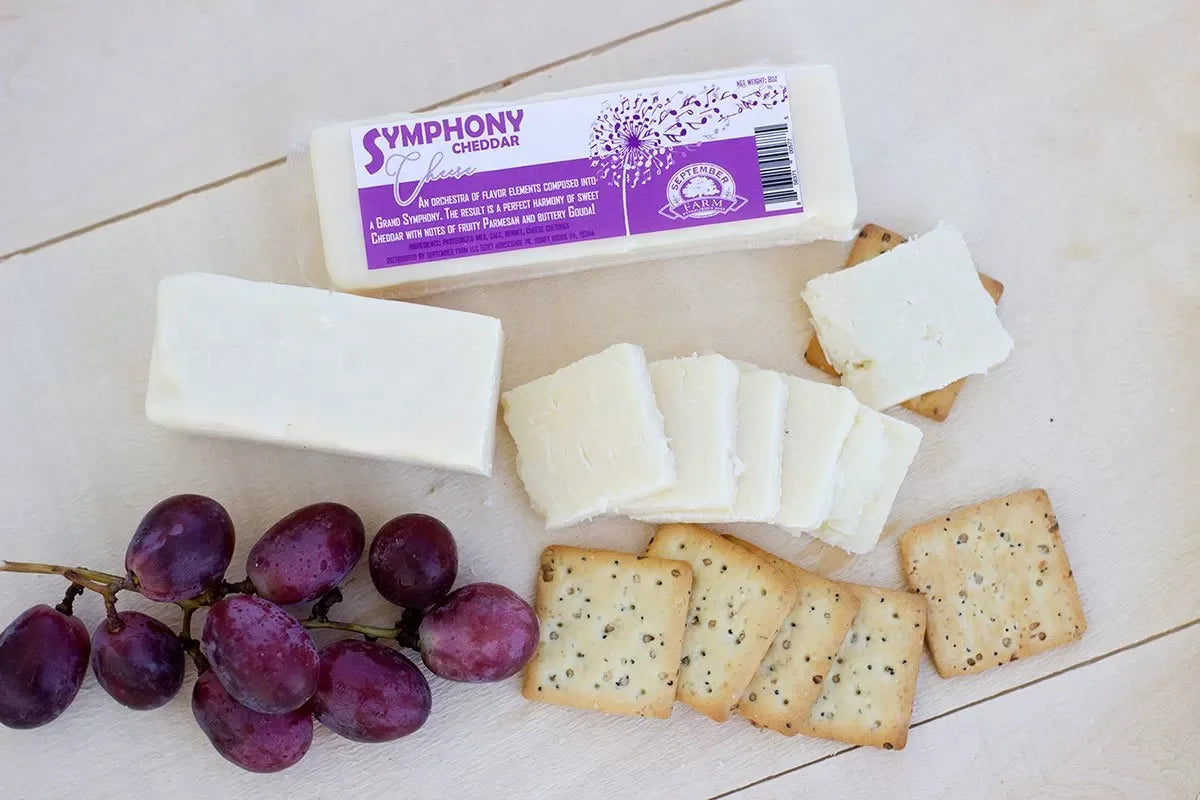 Symphony Cheddar 8oz Bar